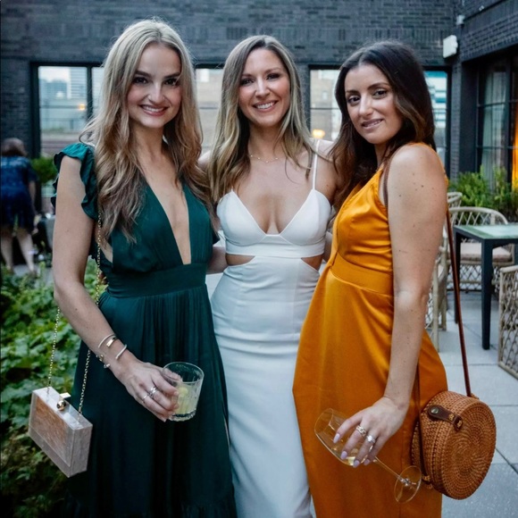 Meet your Posher, Charlotte - Picture 1 of 1